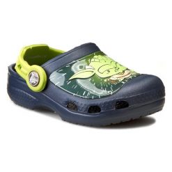 Klapki CROCS - Cc Star Wars Yoda Clog 201502 Navy. Niebieskie sandały chłopięce Crocs, z tworzywa sztucznego, bez zapięcia. W wyprzedaży za 99,00 zł.