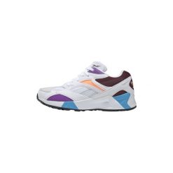 Buty Dziecko Reebok Classic Buty Aztrek 96. Białe trampki chłopięce Reebok Classic, bez wzorów, bez zapięcia. Za 299,00 zł.