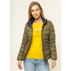 Kurtka puchowa Tommy Jeans Modern Down DW0DW07572. Różowe kurtki damskie Tommy Jeans, s, bez wzorów, z jeansu, bez kaptura. W wyprzedaży za 689,00 zł.