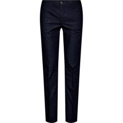 Spodnie materiałowe TOMMY HILFIGER Denton Chino Yarn MW0MW13579. Niebieskie jeansy męskie TOMMY HILFIGER, m, bez wzorów. W wyprzedaży za 379,00 zł.