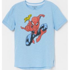 Bawełniany t-shirt ze Spider-Manem - Niebieski. Niebieskie t-shirty męskie Reserved, bez wzorów, z bawełny, bez kołnierzyka. Za 35,99 zł.