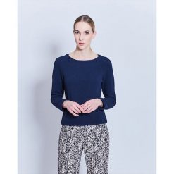 Sweter w kolorze granatowym. Niebieskie swetry damskie Cacharel, m, z bawełny, klasyczne. W wyprzedaży za 219,95 zł.