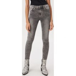 Jeansy skinny ze średnim stanem - Szary. Szare jeansy damskie Sinsay, bez wzorów, z jeansu. Za 69,99 zł.