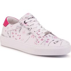 Sneakersy QUAZI - QZ-64-04-000671 121. Białe półbuty damskie QUAZI, ze skóry ekologicznej. Za 279,00 zł.
