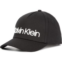 Czapka z daszkiem CALVIN KLEIN - Logo Embroidery Cap K60K605933 Bds. Czarne czapki męskie Calvin Klein, bez wzorów, z bawełny. W wyprzedaży za 99,00 zł.