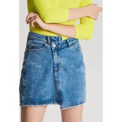 Jeansowa spódnica mini - Niebieski. Niebieskie spódniczki damskie Cropp, s, bez wzorów, z jeansu, mini. Za 79,99 zł.