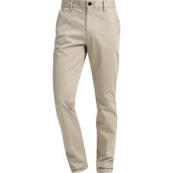 GStar BRONSON SLIM Chinosy asfalt. Brązowe chinosy męskie G-Star, z bawełny. Za 469,00 zł.