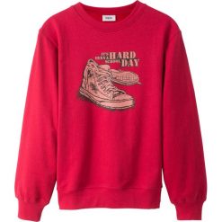 Bluza z nadrukiem bonprix ciemnoczerwony z nadrukiem. Czerwone bluzy chłopięce bonprix, z nadrukiem, bez rękawów, bez kaptura. Za 37,99 zł.