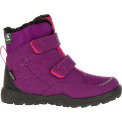 Botki zimowe w kolorze fioletowym. Fioletowe buty dziewczęce zimowe Kamik Shoes, bez zapięcia. W wyprzedaży za 259,95 zł.