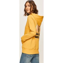 Volcom - Bluza. Żółte bluzy damskie Volcom, s, z nadrukiem, z bawełny, bez rękawów, z kapturem. Za 289,90 zł.