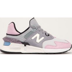 New Balance - Buty WS997JNC. Szare buty sportowe damskie New Balance, bez wzorów, z materiału, sportowe. W wyprzedaży za 319,90 zł.