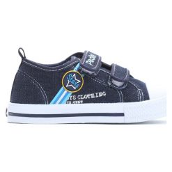 Granatowe Trampki Loving Stars. Niebieskie buty sportowe chłopięce marki Born2be, z materiału, z okrągłym noskiem. Za 49,99 zł.