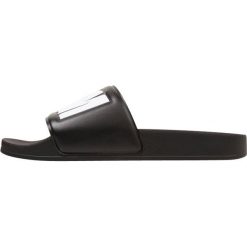 MSGM POOLSLIDE Sandały kąpielowe black/white. Czarne kąpielówki męskie marki MSGM, z materiału. Za 359,00 zł.