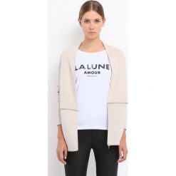 BLUZA ROZPINANA DAMSKA GŁADKA. Brązowe bluzy damskie Top Secret, na zimę, bez wzorów, bez rękawów, bez kaptura. W wyprzedaży za 59,99 zł.