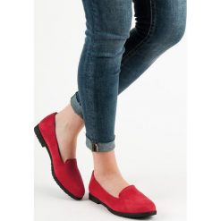 CZERWONE LORDSY. Czerwone baleriny damskie SHELOVET, bez obcasa. Za 65,90 zł.