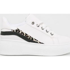 Answear - Buty. Białe buty sportowe damskie ANSWEAR, bez wzorów, z gumy, sportowe. W wyprzedaży za 99,90 zł.