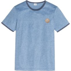 T-shirt Regular Fit bonprix niebieski dżins. Niebieskie koszulki męskie bonprix, s, z aplikacjami, bez kołnierzyka. Za 34,99 zł.