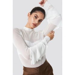 Rut&Circle Frill Sleeve Mesh Top - White. Białe topy damskie marki Rut&Circle, bez wzorów, z materiału, z falbankami. Za 121,95 zł.