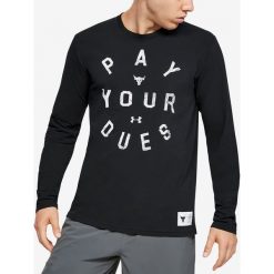Under Armour Project Rock Pay Your Dues Koszulka Czarny. Czarne podkoszulki męskie Under Armour, l, z nadrukiem, z elastanu, rockowe, bez kołnierzyka, z długim rękawem, długie. Za 188,95 zł.