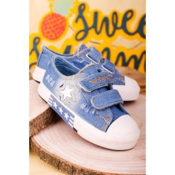 Niebieskie trampki na rzepy casu 20o27/m. Niebieskie trampki dziewczęce Casu, bez wzorów, na rzepy. Za 39,99 zł.