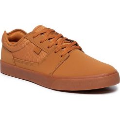 Tenisówki DC - Tonik 302905 Brown/Gum(Bgf). Pomarańczowe półbuty męskie DC, bez wzorów, ze skóry, sportowe, bez zapięcia. W wyprzedaży za 189,00 zł.