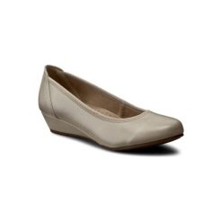 CLARA BARSON W17SS521-1. Szare półbuty damskie Clara Barson, bez wzorów, ze skóry ekologicznej, bez obcasa, bez zapięcia. Za 79,99 zł.