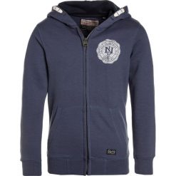 Petrol Industries HOODED Bluza rozpinana stone blue. Niebieskie bluzy chłopięce marki Petrol Industries, z bawełny. W wyprzedaży za 134,10 zł.