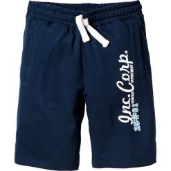 Bermudy dresowe bonprix ciemnoniebieski. Niebieskie spodenki i szorty męskie bonprix, s, w paski, z dresówki. Za 54,99 zł.