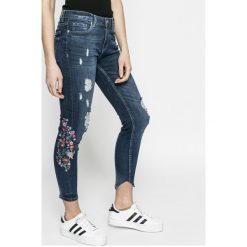 Sublevel - Jeansy. Niebieskie jeansy damskie Sublevel, s, z elastanu. W wyprzedaży za 99,90 zł.