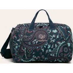 Femi Stories - Torba Yumi. Niebieskie torebki damskie sportowe Femi Stories, bez wzorów, z poliesteru, sportowe, na ramię, bez dodatków. Za 249,90 zł.