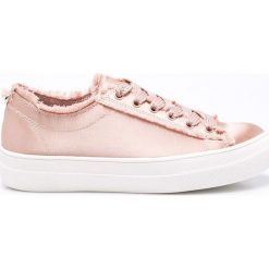 Steve Madden - Tenisówki Greyla. Różowe tenisówki damskie marki Steve Madden, z materiału, na sznurówki. W wyprzedaży za 219,90 zł.