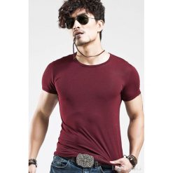 Męski t-shirt FORD BORDO. Czerwone t-shirty męskie Męski t-shirt FORD BORDO, s, bez wzorów, bez kołnierzyka. W wyprzedaży za 39,00 zł.