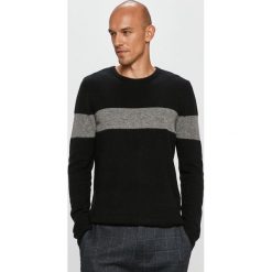 Clean Cut Copenhagen - Sweter. Czarne swetry męskie Clean Cut Copenhagen, s, bez wzorów, z elastanu, z okrągłym kołnierzem, bez kaptura. Za 369,90 zł.