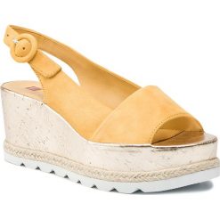 Espadryle HÖGL - 7-103242 Yellow 8100. Żółte espadryle damskie HÖGL, bez wzorów, ze skóry, bez obcasa, na obcasie. W wyprzedaży za 339,00 zł.