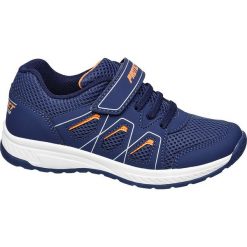 Granatowe sneakersy chłopięce Vty z pomarańczowymi akcentami Vty granatowe. Pomarańczowe trampki chłopięce Vty, bez wzorów, z materiału, bez zapięcia. Za 79,90 zł.