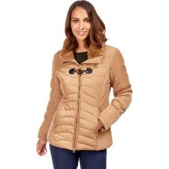 Kurtka przejściowa w kolorze karmelowym. Pomarańczowe kurtki damskie Snowie Collection, m, bez wzorów, bez kaptura. W wyprzedaży za 209,95 zł.