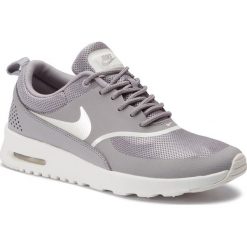 Buty NIKE - Air Max Thea 599409 034 Atmosphere Grey/Sail. Szare półbuty damskie Nike, na co dzień, bez wzorów, ze skóry ekologicznej, bez obcasa, na płaskiej podeszwie, bez zapięcia. W wyprzedaży za 399,00 zł.