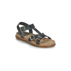 Sandały Kickers MEENWICH. Czarne sandały damskie Kickers, bez wzorów, bez obcasa, bez zapięcia. Za 295,20 zł.