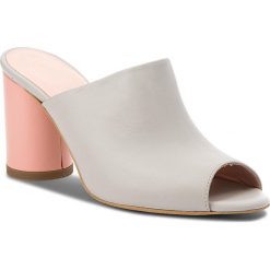 Klapki L37 - Pin Up S34S31 Szary. Szare klapki damskie L37, bez wzorów, ze skóry, bez obcasa, na obcasie. W wyprzedaży za 299,00 zł.