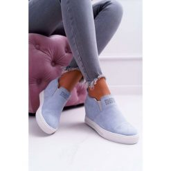 Damskie Snekersy Trampki Lu Boo Wsuwane Błękitne Kaori. Niebieskie koturny damskie Tagless, bez wzorów, bez zapięcia. Za 109,00 zł.
