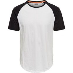 ONLY&SONS Koszulka męska Logan Raglan Long y Tee White (rozmiar L). Białe koszulki męskie Only&Sons, m, bez wzorów, z kontrastowym kołnierzykiem, bez rękawów. W wyprzedaży za 31,00 zł.