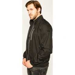 Kurtka bomber Geox Ponza M0221E T2446 F9000. Czarne kurtki męskie Geox, m, bez wzorów, bez kaptura. W wyprzedaży za 499,00 zł.