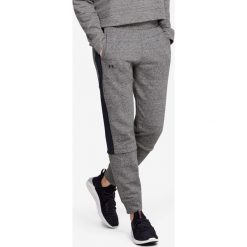 Under Armour Rival Spodnie dresowe Szary. Szare spodnie damskie Under Armour, s, z bawełny. Za 240,95 zł.
