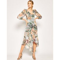 Sukienka koktajlowa Marciano Guess Desert Palm High Low 02G765 7120Z. Sukienki damskie MARCIANO GUESS, z aplikacjami, z poliesteru, wizytowe, bez kołnierzyka, bez rękawów. W wyprzedaży za 789,00 zł.