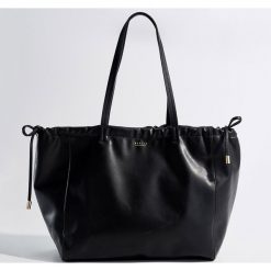 Torba shopper - Czarny. Czarne torby damskie na zakupy marki Mohito, bez wzorów, bez dodatków. Za 119,99 zł.