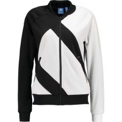 Adidas Originals Kurtka sportowa black/white. Czarne kurtki damskie adidas Originals, z poliesteru. W wyprzedaży za 239,20 zł.