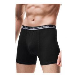 Bokserki Energy High Emotion 503 Czarne. Czarne bokserki męskie Cornette, bez wzorów, z gumy. Za 49,90 zł.