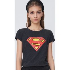 Koszulka Superman - Szary. Szare koszulki damskie Sinsay, s. Za 29,99 zł.