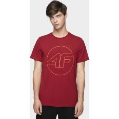 T-shirt męski TSM231 - burgund. Czerwone koszulki męskie 4f, m, bez wzorów, bez kołnierzyka. Za 49,99 zł.