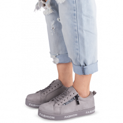 Buty sportowe damskie Ideal Shoes X-9711 Szare. Szare buty sportowe damskie Ideal Shoes, bez wzorów, z tworzywa sztucznego, sportowe, trekkingowe. Za 64,00 zł.